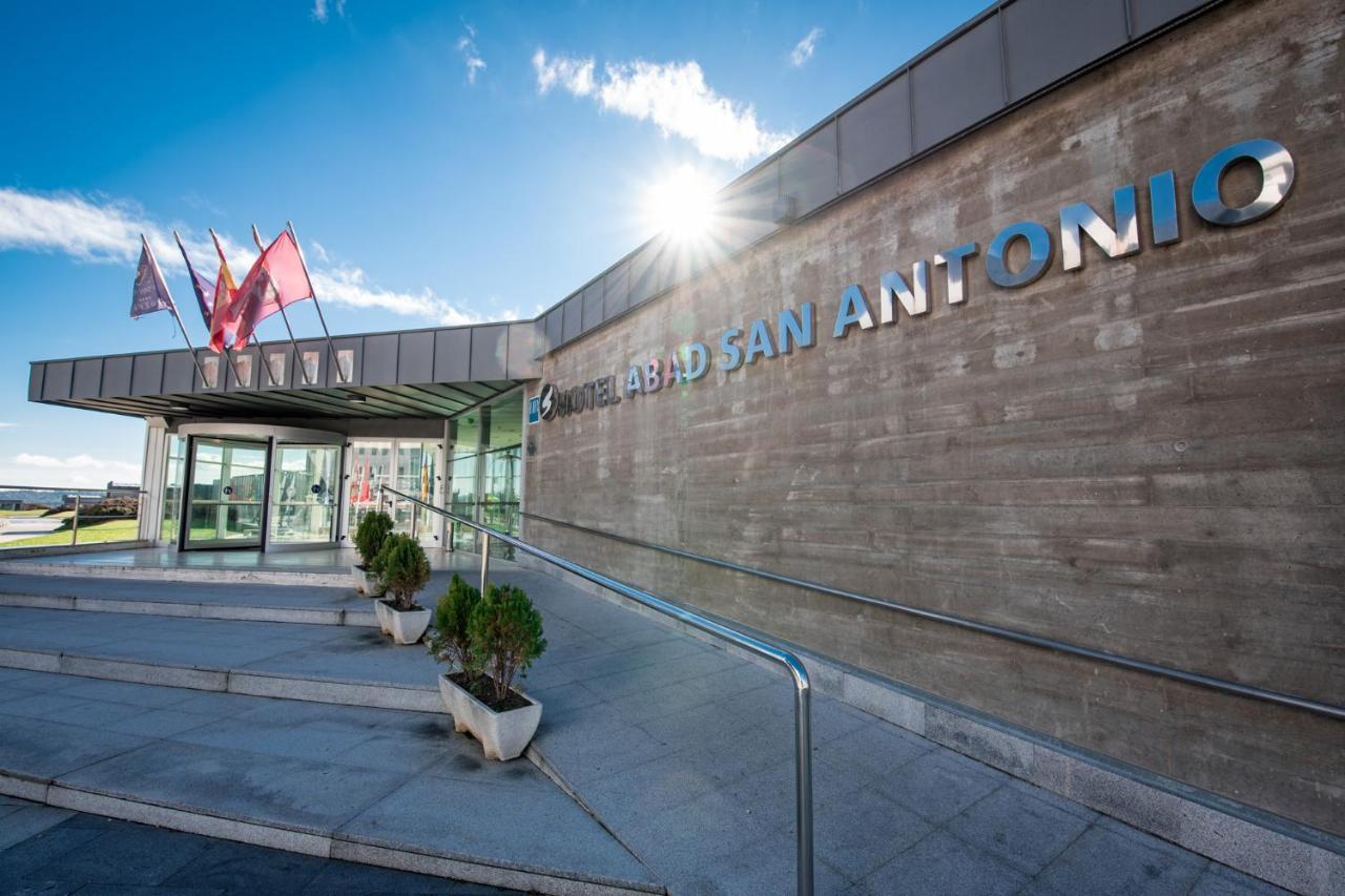 Hotel Arva Abad San Antonio León Exterior foto